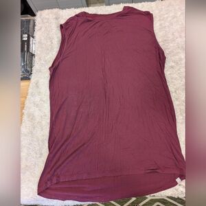 Burgundy Oversized Tank Sz XL